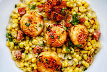 seared scallops and corn